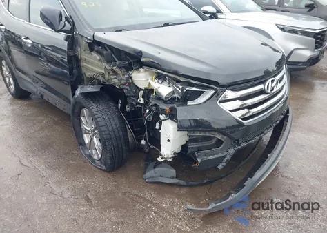 2016 Hyundai Santa Fe Sport 2.4L z USA, uszkodzony, nr VIN 5XYZTDLB1GG374883